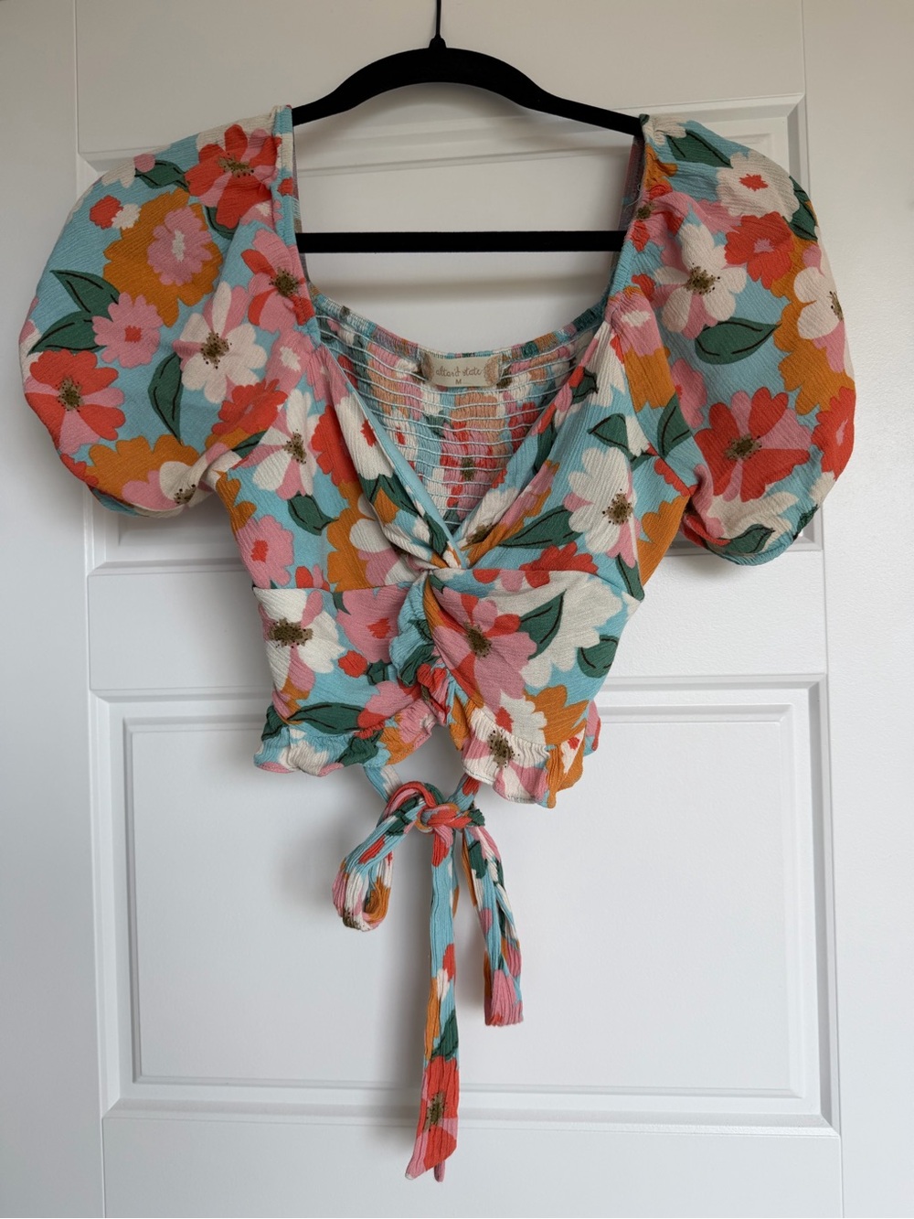 Altar'd State Floral Tie Puff Sleeve Crop Top